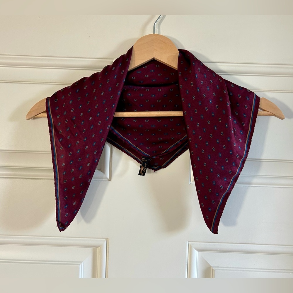 Ashear Vintage Pocket Square Scarf 100% Silk, Hand Rolled, 18.5" Made in Italy - Picture 2 of 16